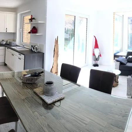 Дом отдыха Sealect-hus-4-timmendorfer-strand-mit-sauna